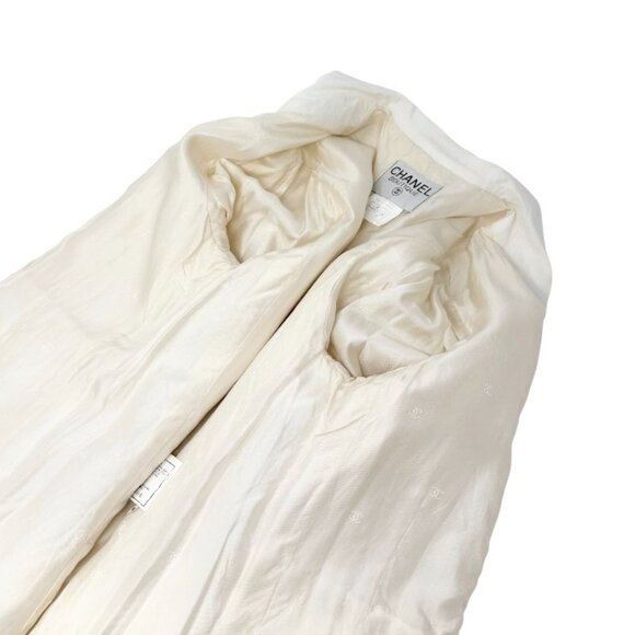 CHANEL Vintage 96P CC Mark Logo Jacket Silver Button #38 White Linen [106330] - Picture 8 of 11